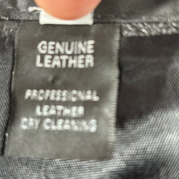 ISABEL Black Genuine Leather Mini Skirt Belted High Waist 26” XS Y2K Butter Soft - Picture 5 of 7